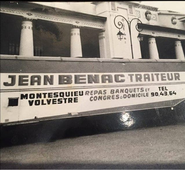 Enseigne « Jean Bénac Traiteur » à Montesquieu-Volvestre